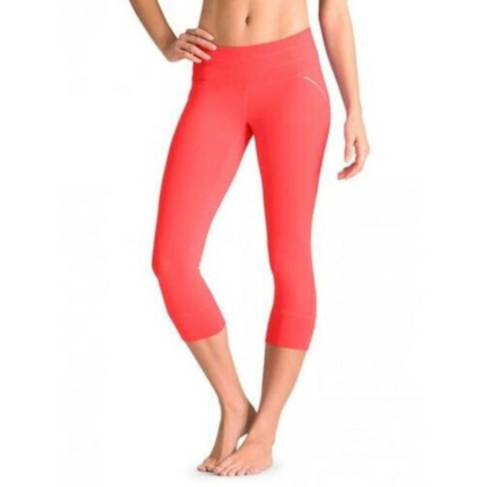 Athleta Relay Capri Leggings Coral Sizzle